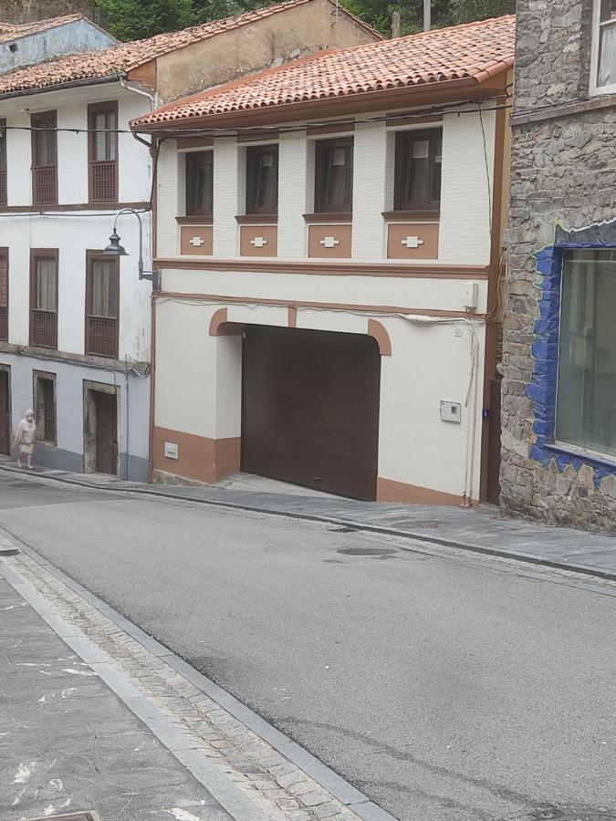 Apartamentos Vior Y Valdes Cudillero Eksteriør bilde